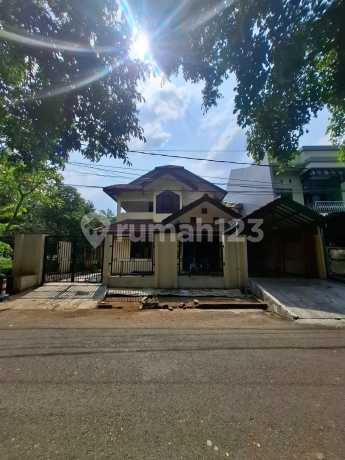 Dijual Tanah Bonus Rumah Tua Di Komplek Cipinang Indah Jakarta