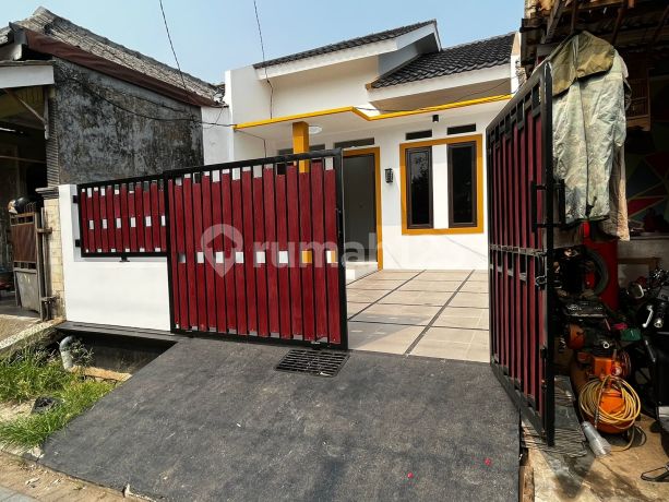 For Sale Cheap One Gate House in East Bekasi Regency, Mustikajaya
