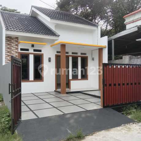 Di Jual Rumah Murah 3 Kamar Tidur di Senopati Estate Bekasi Timur