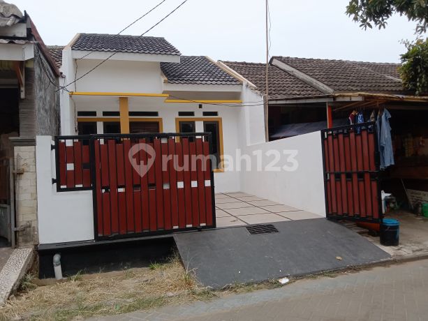 Jual Rumah Murah Pagar Tinggi di Bekasi Timur Regency Mustikajaya Jual Rumah Murah Pagar Tinggi di Bekasi Timur Regency Mustikajaya