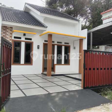 Sell Cheap 3 Bedroom House in Senopati Estate East Bekasi