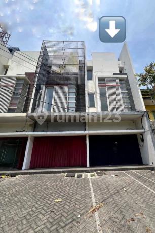 Ruko 3 Lantai Bagus SHM di Raya Jemursari Lokasi Nol Jalan