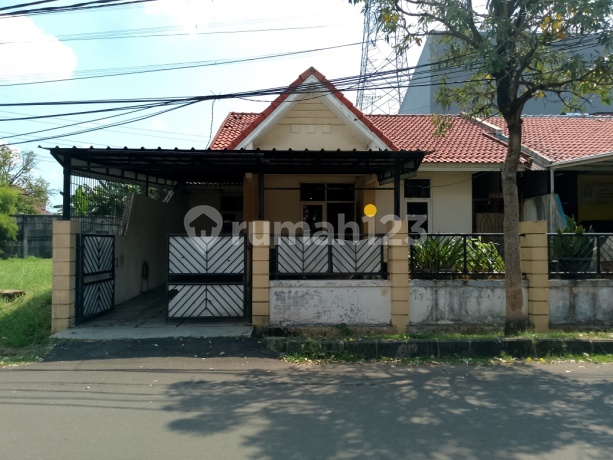 Dijual Rumah Siap Huni di Pulo Gebang Kirana Jakarta Timur Dijual Rumah Siap Huni di Pulo Gebang Kirana Jakarta Timur