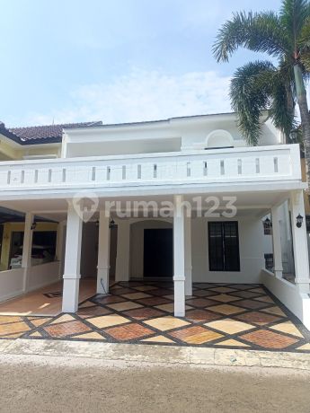 Dijual Cepat Bu Rumah 3 Lantai Baru Renov di Legenda Wisata