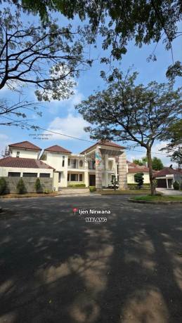 Luxury House with Private Pool in Ijen Nirwana, Klojen Malang Luxury House with Private Pool in Ijen Nirwana, Klojen Malang