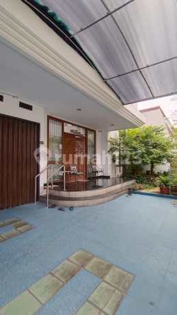 Komplek Vila Kedoya Siap Huni 2 Lt. Terawat