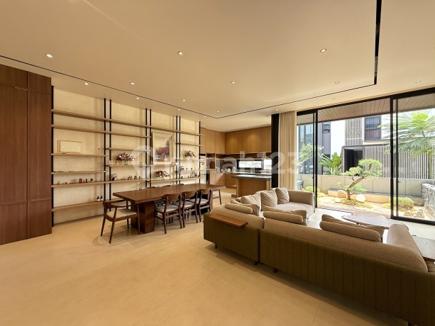 Gokil Rumah 3 Lt . 13 M Sdh Furnish Gak Kaleng2an. Rumah Baru Bangun 2025 Dengan Segala Furnish Yg Bikin Jatuh Cinta... Nyaman Bgt. Dipusat Kota Jak Bar .