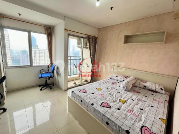 Sewa Apartemen Cosmo Terrace Thamrin City Tipe Studio Furnished