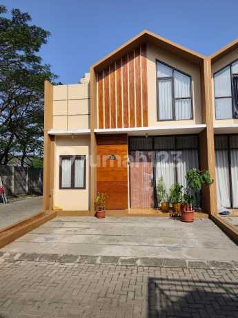 Rumah 2 Lantai Siap Huni Posisi Hook Dijamin Murah 1jt All In