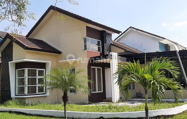 Dijual Rumah Hook Baru Renov di La Diva Green Hill dekat dengan Pasar Menganti, Pasar Hulaan, The Menganti, Puri Safira Regency, RS Eka Husada, Royal Residence Menganti, Grand Sunrise, Palem Pertiwi, Permata Green, Swan Menganti Mas Regency