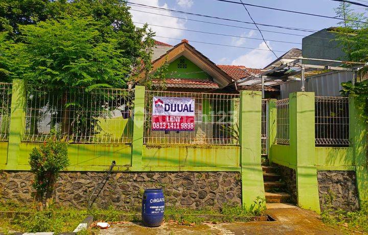 Dijual Rumah Hitung Tanah Deppen RRI Depok