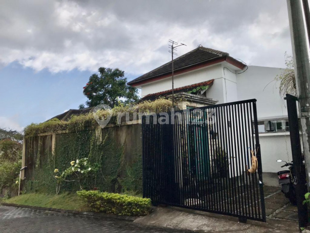 Rumah Style Villa di Area Beranda Bukit Goa Gong Yg Menawan