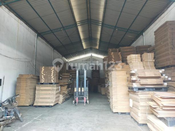 For Quick Sale: Warehouse Office in Kapuk Kamal Indah, Jakarta