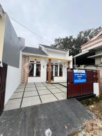 Di Jual Rumah Murah Listrik Aman di Senopati Estate Bekasi Di Jual Rumah Murah Listrik Aman di Senopati Estate Bekasi