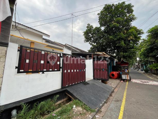 JUAL RUMAH MURAH SIAPHUNI DALAM CLUSTER STRATEGIS DIBEKASI TIMUR 