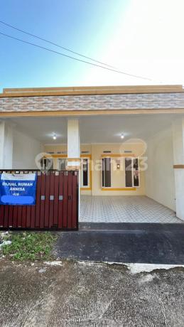 Rumah Minimalis dengan Ruang Keluarga Luas