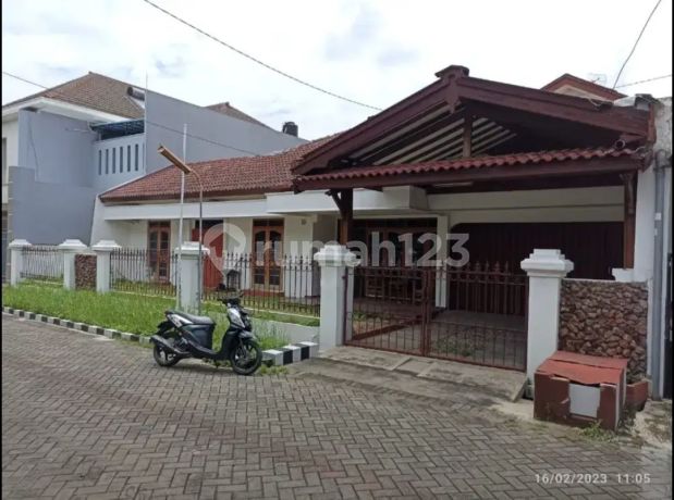 Dijual Rumah Semolowaru Tengah Surabaya