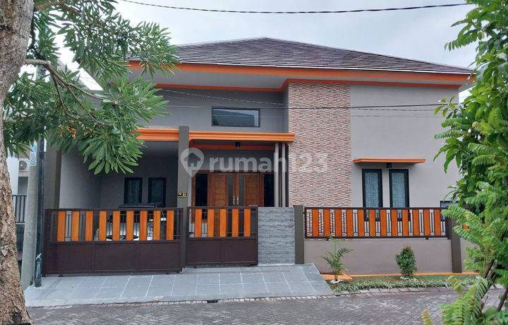 Dijual Rumah Graha Tirta Waru Sidoarjo