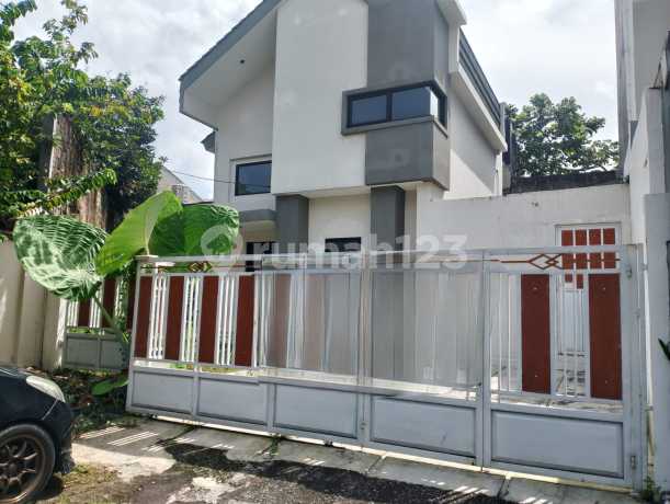 Dijual Cepat Rumah 2 Lantai, Siap Huni, Halaman Luas Ngantong, di Bcc Dkt Toll Yasmin Dijual Cepat Rumah 2 Lantai, Siap Huni, Halaman Luas Ngantong, di Bcc Dkt Toll Yasmin