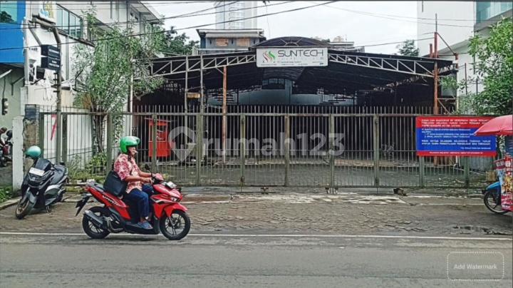 Tempat Usaha di Jalan Raya Deplu Bintaro Pesanggrahan Jaksel