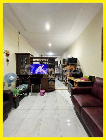 Ana Rumah Terawat 2.5Lt Uk 3.5X15.5m Harga 1M-An Jln 1 Mobil di Jelambar