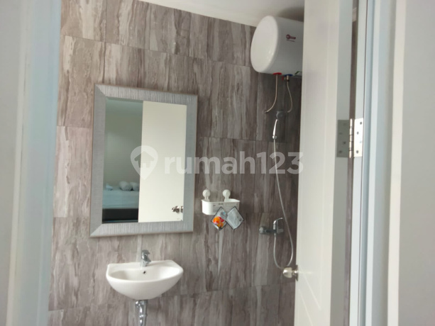Rumah Posisi Hook Dijual di Paramount Village Semarang Barat Rumah Posisi Hook Dijual di Paramount Village Semarang Barat