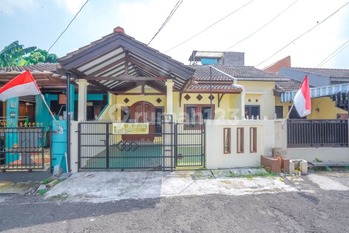 House 10 minutes to Permata Pamulang Hospital, SHM, Assisted with Mortgage J-21562 House 10 minutes to Permata Pamulang Hospital, SHM, Assisted with Mortgage J-21562