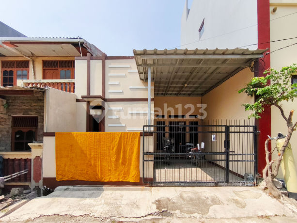 2-Story House with SHM Ready to Occupy near AEON MALL Jakarta Garden City J-30647