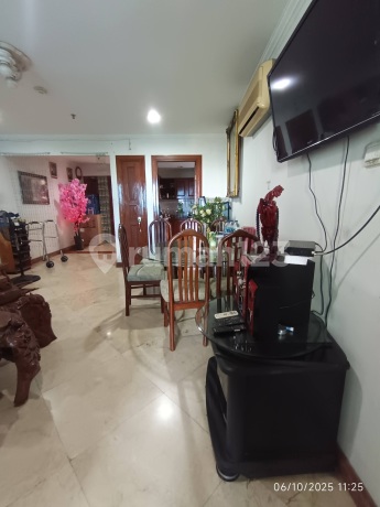 Apartemen Kondominium Graha Famili 3 Kamar Tidur Full Furnished