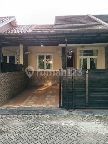 For Quick Sale: Puri Radensa House, Strategic Location For Quick Sale: Puri Radensa House, Strategic Location