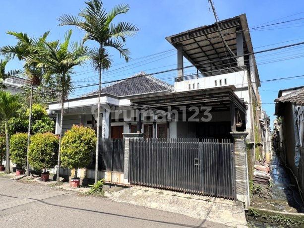 Rumah HOOK LT 216 di Komplek Margawangi Estate Buah Batu, Bandung