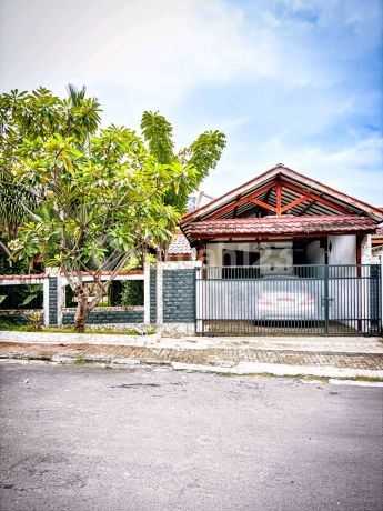 Rumah Hitung Tanah Siap Deal di Komplek Puri Cinere Rumah Hitung Tanah Siap Deal di Komplek Puri Cinere