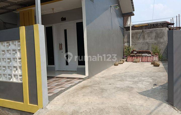 Rumah Di Perumahan Mekarsari Permai