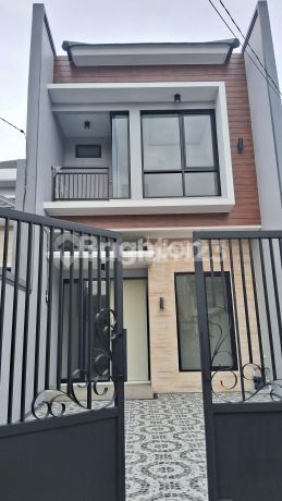 RUMAH BARU SUDAH SHM LOKASI RUNGKUT SURABAYA
