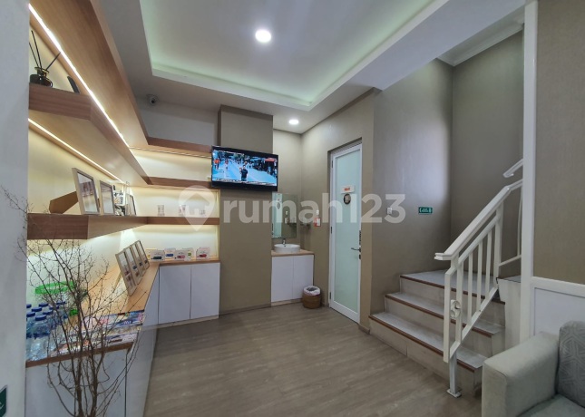 Dijual Ruko Bagus Ex Klinik Kecantikan ITC Permata Hijau, Jaksel Dijual Ruko Bagus Ex Klinik Kecantikan ITC Permata Hijau, Jaksel