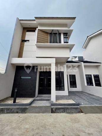 Dijual Rumah 2 Lantai 800 Jutaan Dekat Stasiun Pondok Rajeg