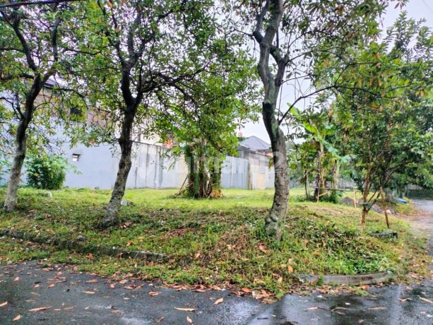 Tanah Kavling Posisi Hook di Komplek Buah Batu Regency Tanah Kavling Posisi Hook di Komplek Buah Batu Regency