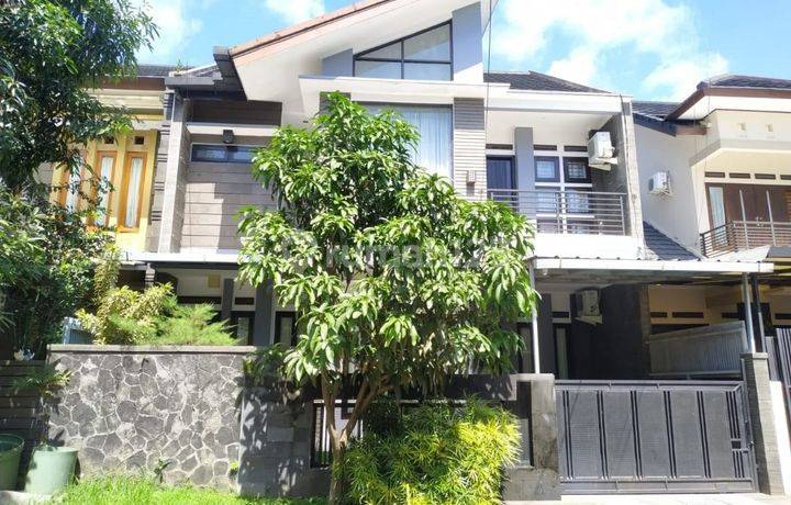 Rumah Lux Full Furnished di Komplek Buah Batu Regency