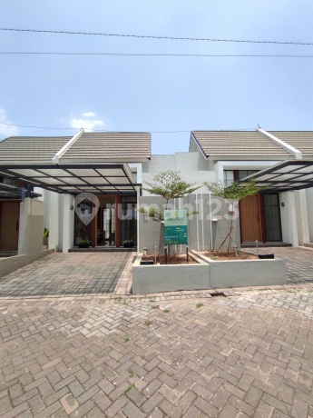 DIJUAL RUMAH BARU GRESS MODERN MINIMALIS TIPE SAKURA DARI PERUMAHAN GRIANAN AGUNG, SINGOSARI MALANG