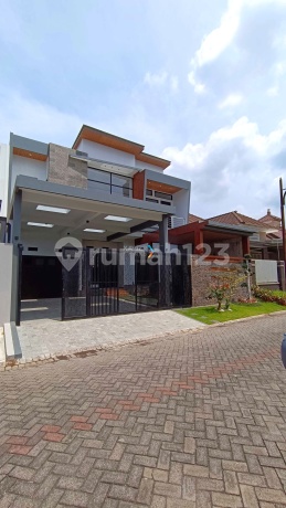 Dijual Rumah Baru Gress Desain Modern di Araya Golf, Malang Dijual Rumah Baru Gress Desain Modern di Araya Golf, Malang