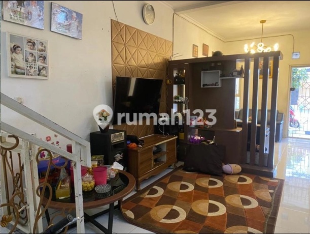 Rumah Murah 2 Lantai Siap Huni Shm Di Komplek Puri Ayana