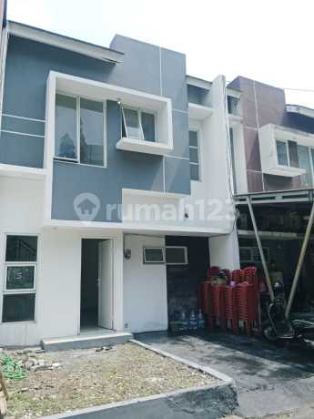 Dijual Murah Rumah 2 Lantai di Perwira Green Village Bekasi Utara Belakang Primaya Dijual Murah Rumah 2 Lantai di Perwira Green Village Bekasi Utara Belakang Primaya