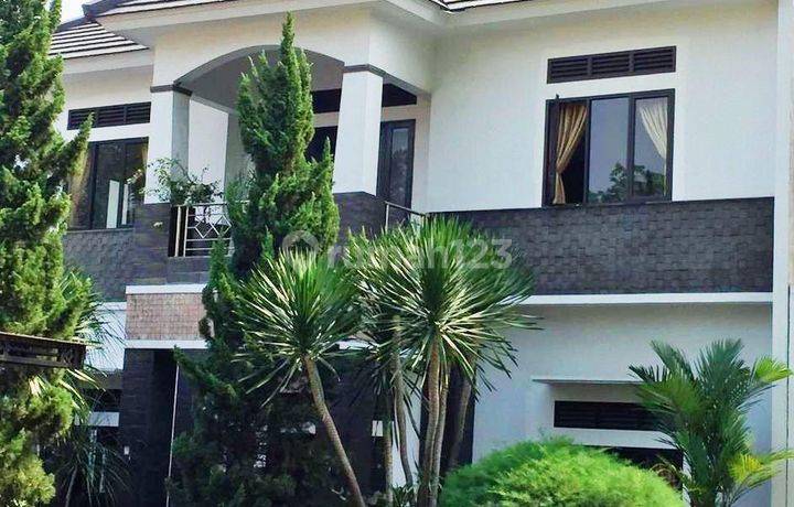 Rumah 2 Lantai Hoek di Taman Arcadia Mediterania Tapos Depok