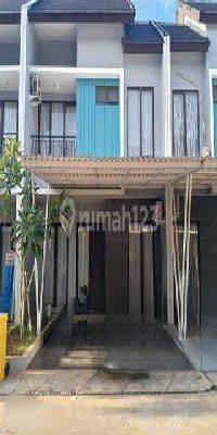 Rumah 2 Lantai Dalam Perumahan Asana Residence Cibubur