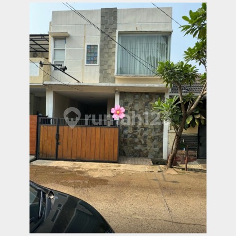 Rumah 2 lantai semi furnish di Cikeas Gardenia Rumah 2 lantai semi furnish di Cikeas Gardenia