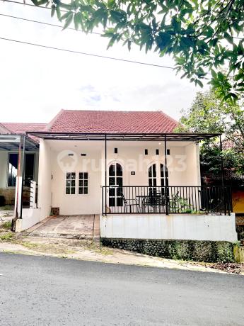 Rumah 1 Lantai Siap Huni Shm Dekat Ke Taman Budaya Dan Jungleland Di Taman Legian Sentul City Bogor