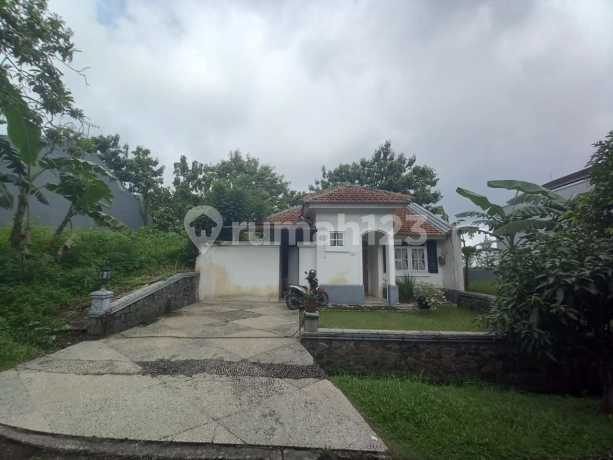 Rumah 1 Lantai Dengan View Pegunungan Butuh Renovasi Shm Di Cluster Taman Legian Sentul City Bogor