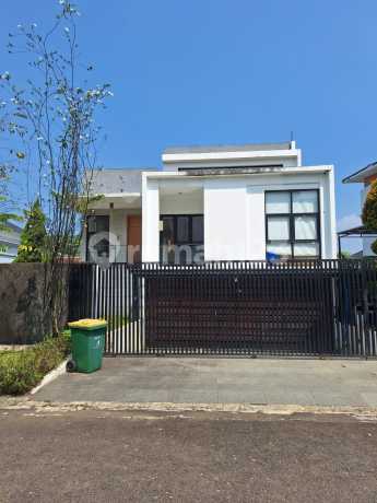 Rumah Siap Huni 2 Lantai View Gunung Salak SHM di Cluster Taman Imperial Sentul City Bogor