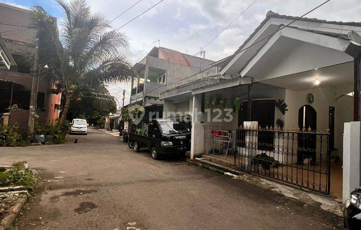 Rumah 1 Lantai Siap Huni Shm Semi Furnish Lingkungan Yang Strategis Di Villa Bogor Indah 2 Bogor