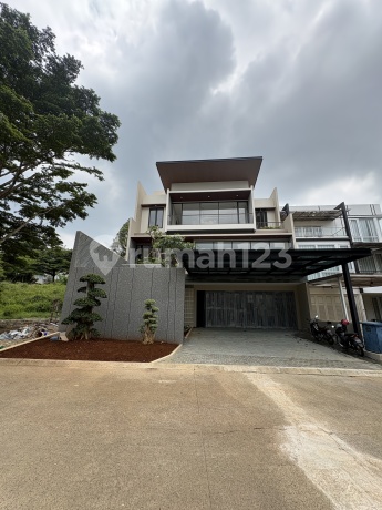 Rumah Modern Tropis dengan Private Pool View Pegunungan Dekat ke Pintu Tol Shgb di Cluster Sierra Madre Sentul City Bogor
